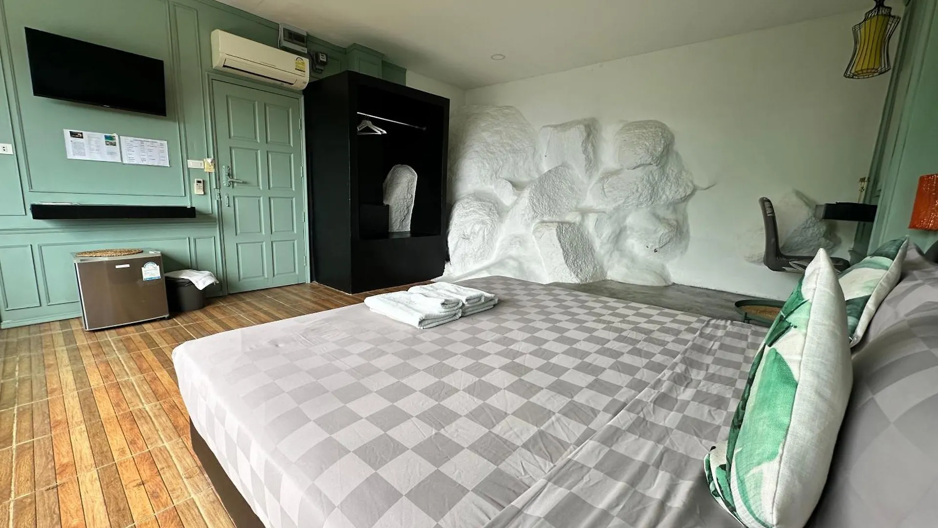 Tanote Good View Resort كو تاو